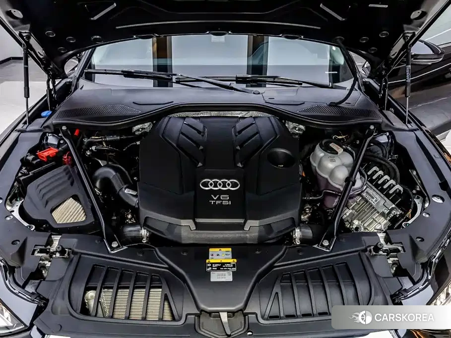 Audi A8 id 4659787 из Китая 16