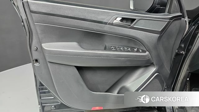 Ssangyong The New Rexton Sports Cannes id 4691897 из Кореи 16