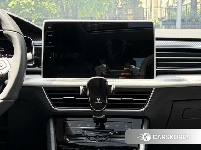 Volkswagen Tiguan L id 4215577 из Китая 16