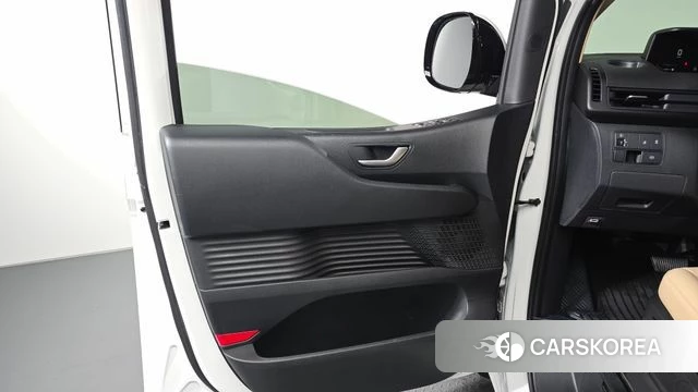 Hyundai Staria id 4612260 из Кореи 16