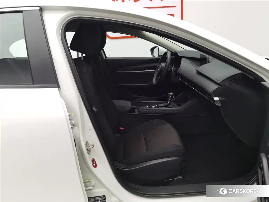 Mazda 3 id 4545756 из Китая 16