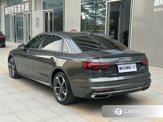 Audi A4L id 4263988 из Китая 16