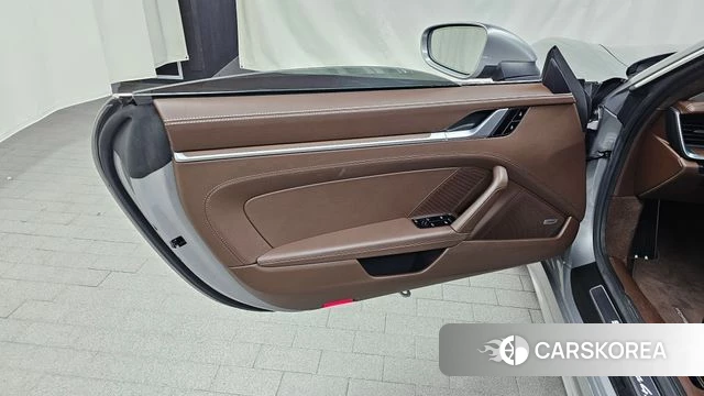 Porsche 911(992) id 4325031 из Кореи 16