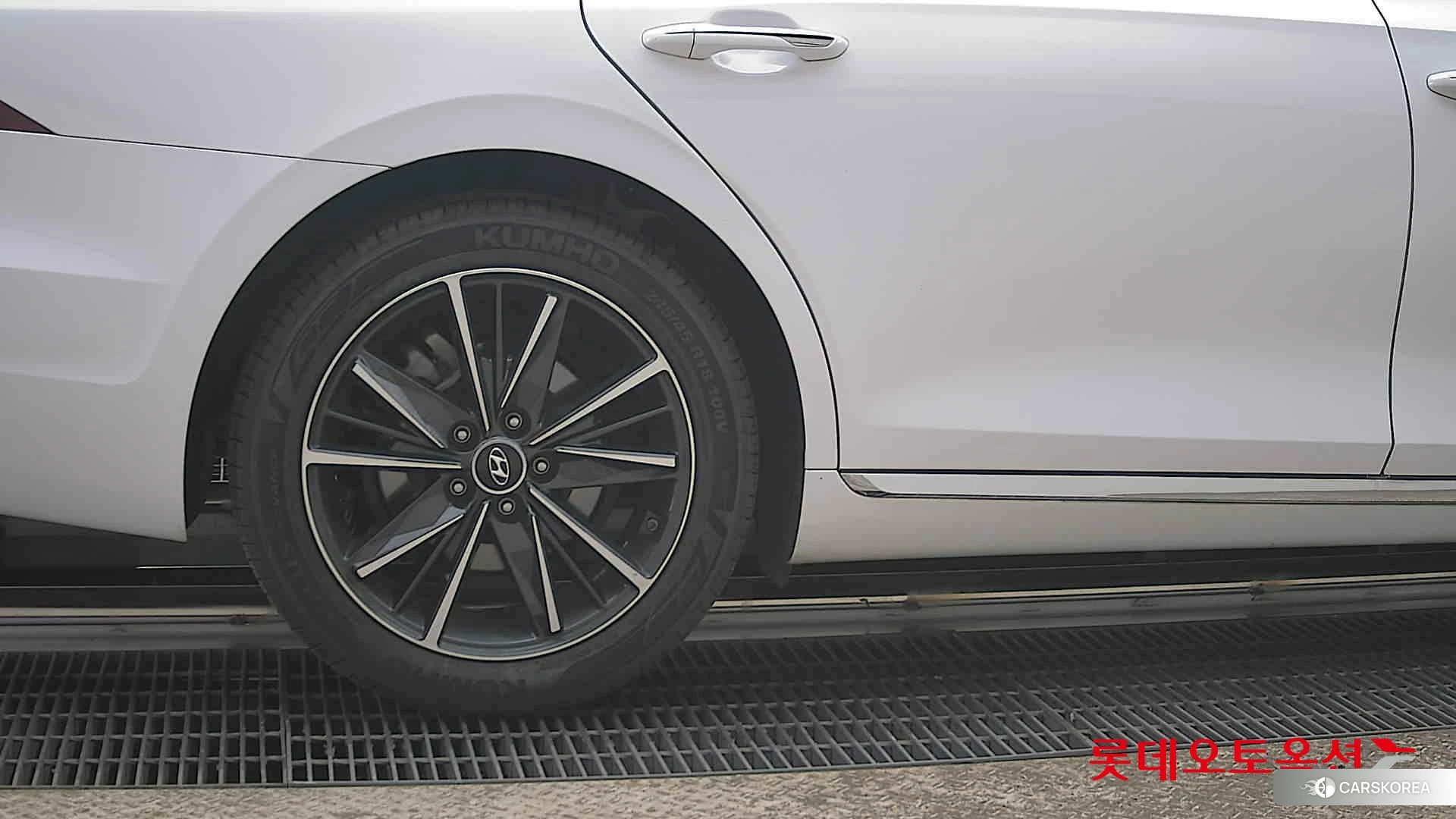 Hyundai Grandeur id 3869336 из Кореи 16