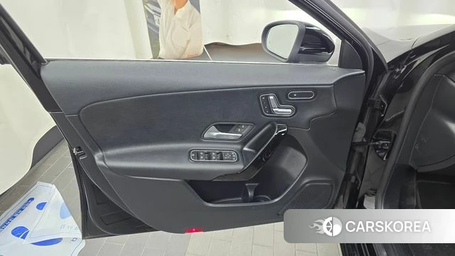 Mercedes-Benz A-Class W177 id 4542815 из Кореи 16