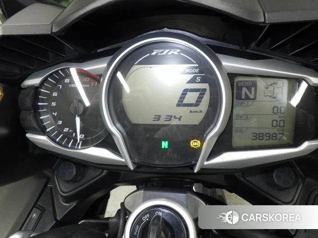 Проданный Yamaha FJR 1300 ABS id 3997123 из Японии, фото 16