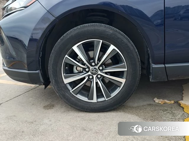 Toyota Ling Fang HARRIER id 4262227 из Китая 16