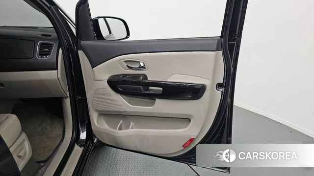 Kia The New Carnival id 4765097 из Кореи 16