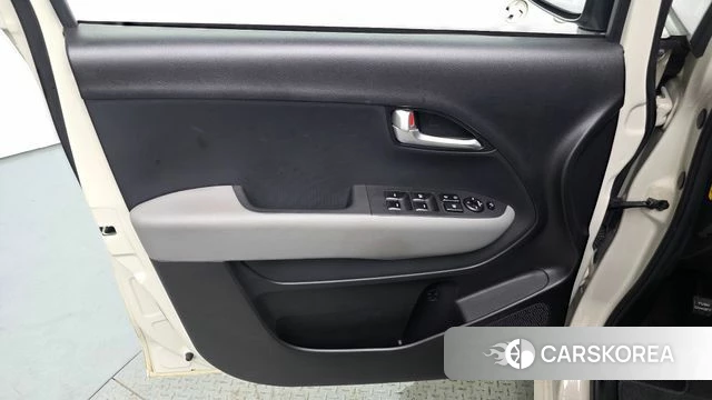 Kia The New Kia Ray id 4591031 из Кореи 16