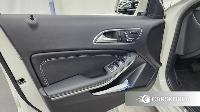 Mercedes-Benz A-Class W176 id 4417413 из Кореи 16