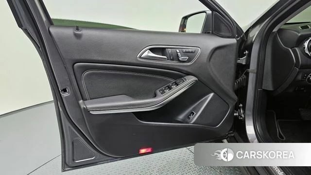Mercedes-Benz GLA-Class X156 id 4384425 из Кореи 16