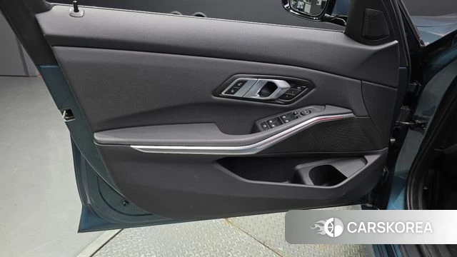 BMW 3 Series (G20) id 4899517 из Кореи 16