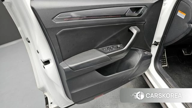 Volkswagen T-Roc id 4231187 из Кореи 16