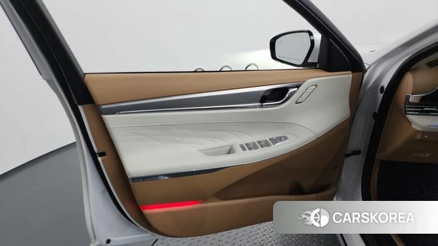 Hyundai The New Grandeur IG Hybrid id 4423993 из Кореи 16