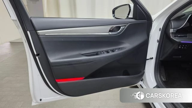 Hyundai The New Grandeur IG Hybrid id 4687802 из Кореи 16