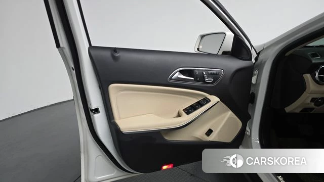 Mercedes-Benz GLA-Class X156 id 4269509 из Кореи 16