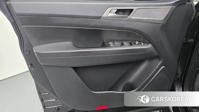 Ssangyong Rexton Sports id 4698921 из Кореи 16
