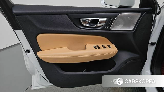 Volvo V60 Cross-Country 2nd Generation id 4370796 из Кореи 16
