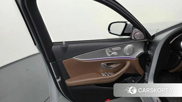 Mercedes-Benz E-Class W213 id 4765085 из Кореи 16