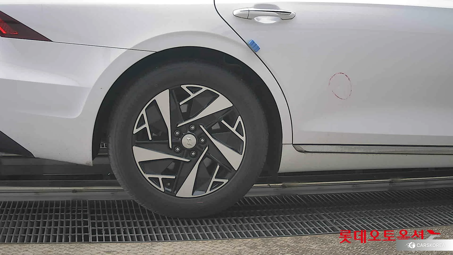 Hyundai Grandeur Hybrid id 3882009 из Кореи 16