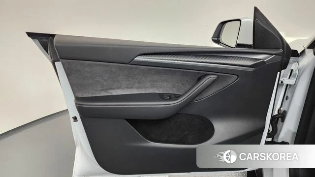 Tesla Model Y id 4783363 из Кореи 16