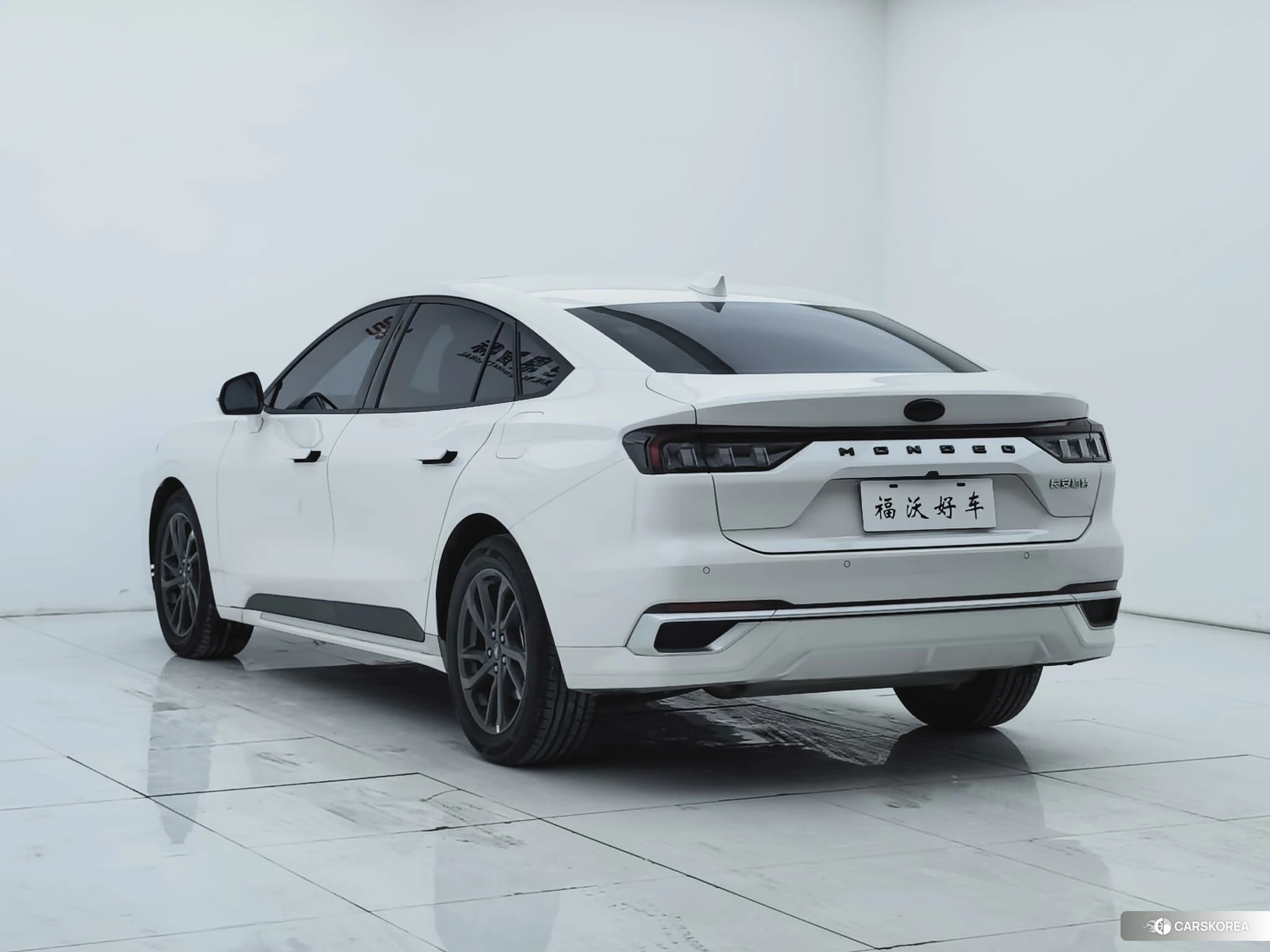 Ford Mondeo id 4512713 из Китая 16