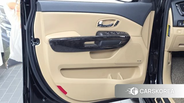 Kia The New Carnival id 4637808 из Кореи 16