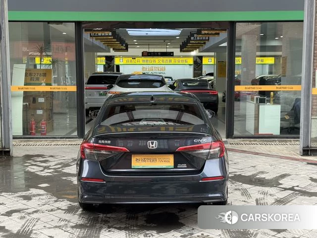 Honda Civic id 4313889 из Китая 16