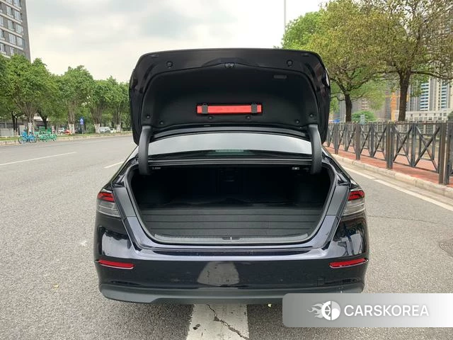 Honda Accord PHEV id 4220964 из Китая 16