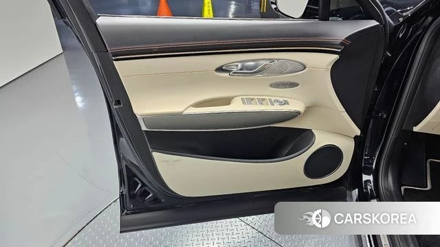Genesis GV70 id 4387895 из Кореи 16