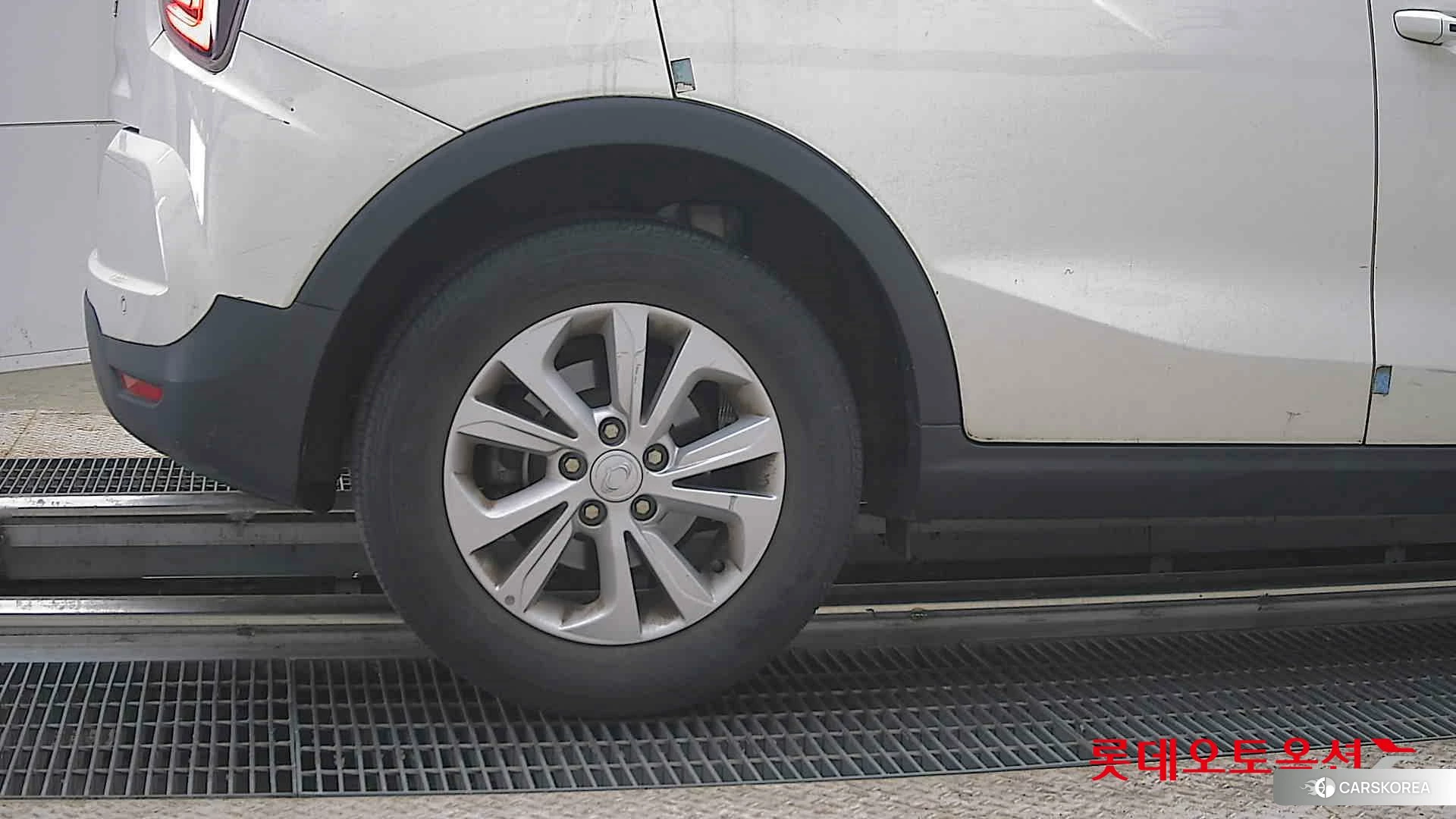 SsangYong Tivoli id 4347416 из Кореи 16