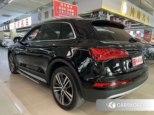 Audi Q5L id 4253770 из Китая 16