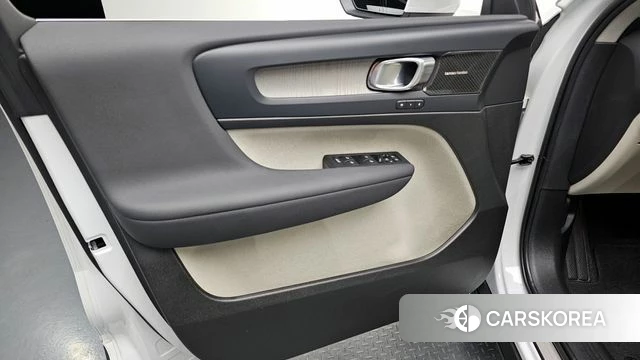 Volvo XC40 id 4360837 из Кореи 16