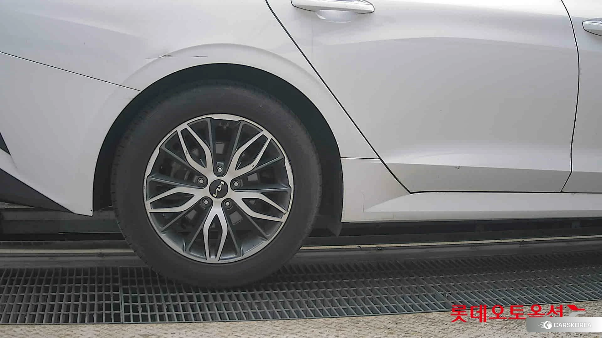 Kia K5 id 4296871 из Кореи 16