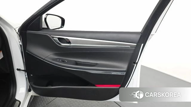 Hyundai The New Grandeur IG Hybrid id 4657166 из Кореи 16