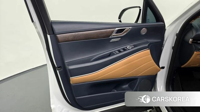 Genesis GV80 id 4309580 из Кореи 16
