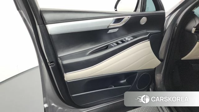 Genesis GV80 id 4194728 из Кореи 16