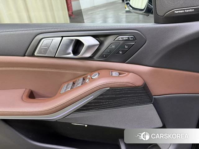 BMW X7 id 4235421 из Китая 16