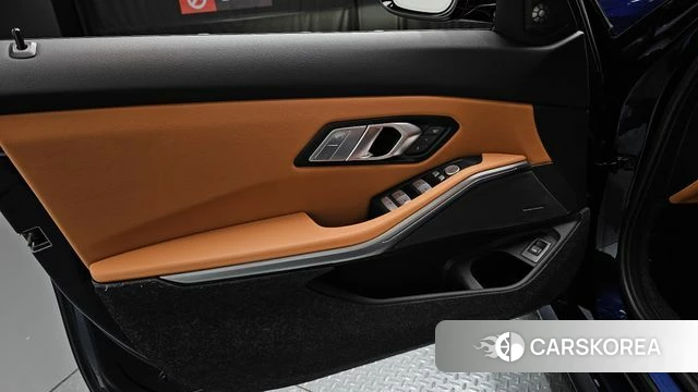 BMW 3 Series (G20) id 4499330 из Кореи 16
