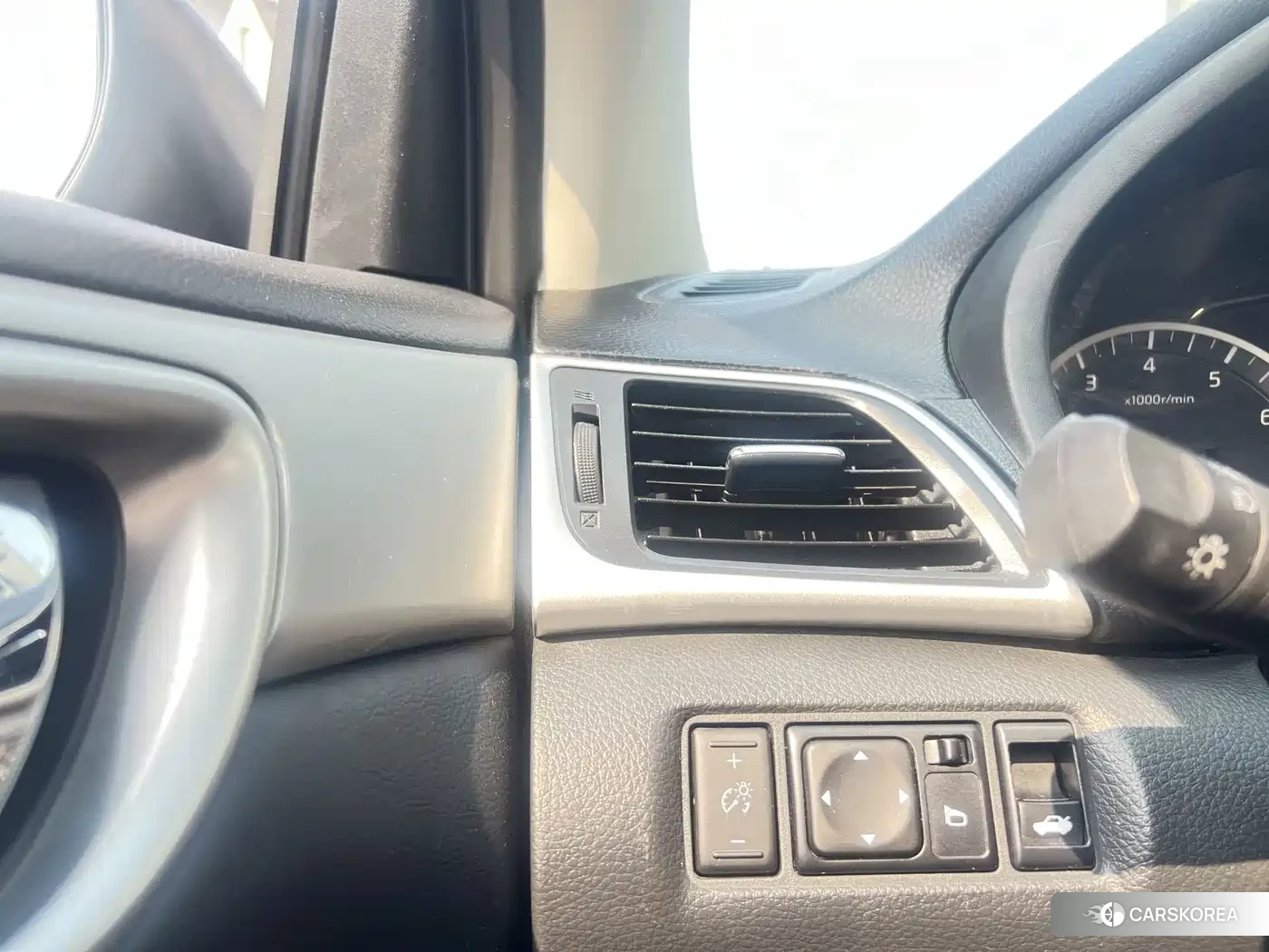 Nissan Sylphy id 4644387 из Китая 16