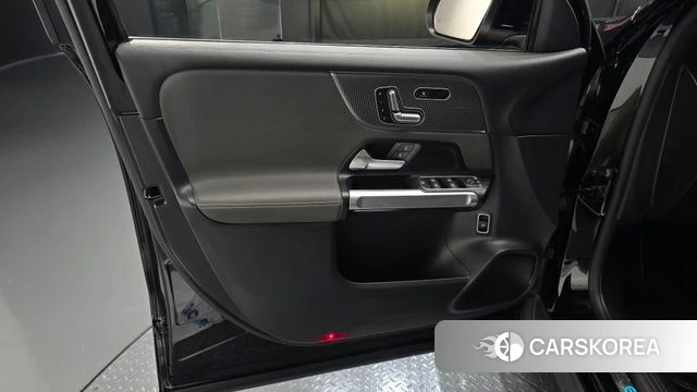 Mercedes-Benz EQB X243 id 4753455 из Кореи 16