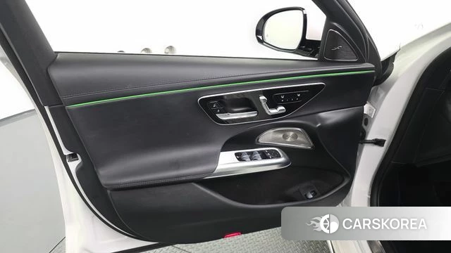 Mercedes-Benz E-Class W214 id 4584590 из Кореи 16