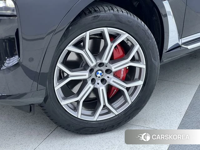 BMW X7 id 4218702 из Китая 16