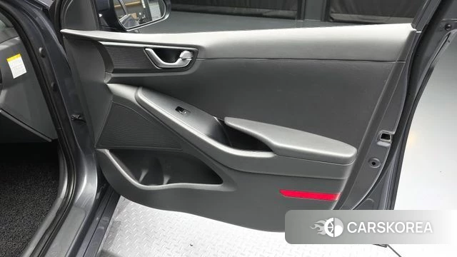 Hyundai Ionic Hybrid id 4521060 из Кореи 16
