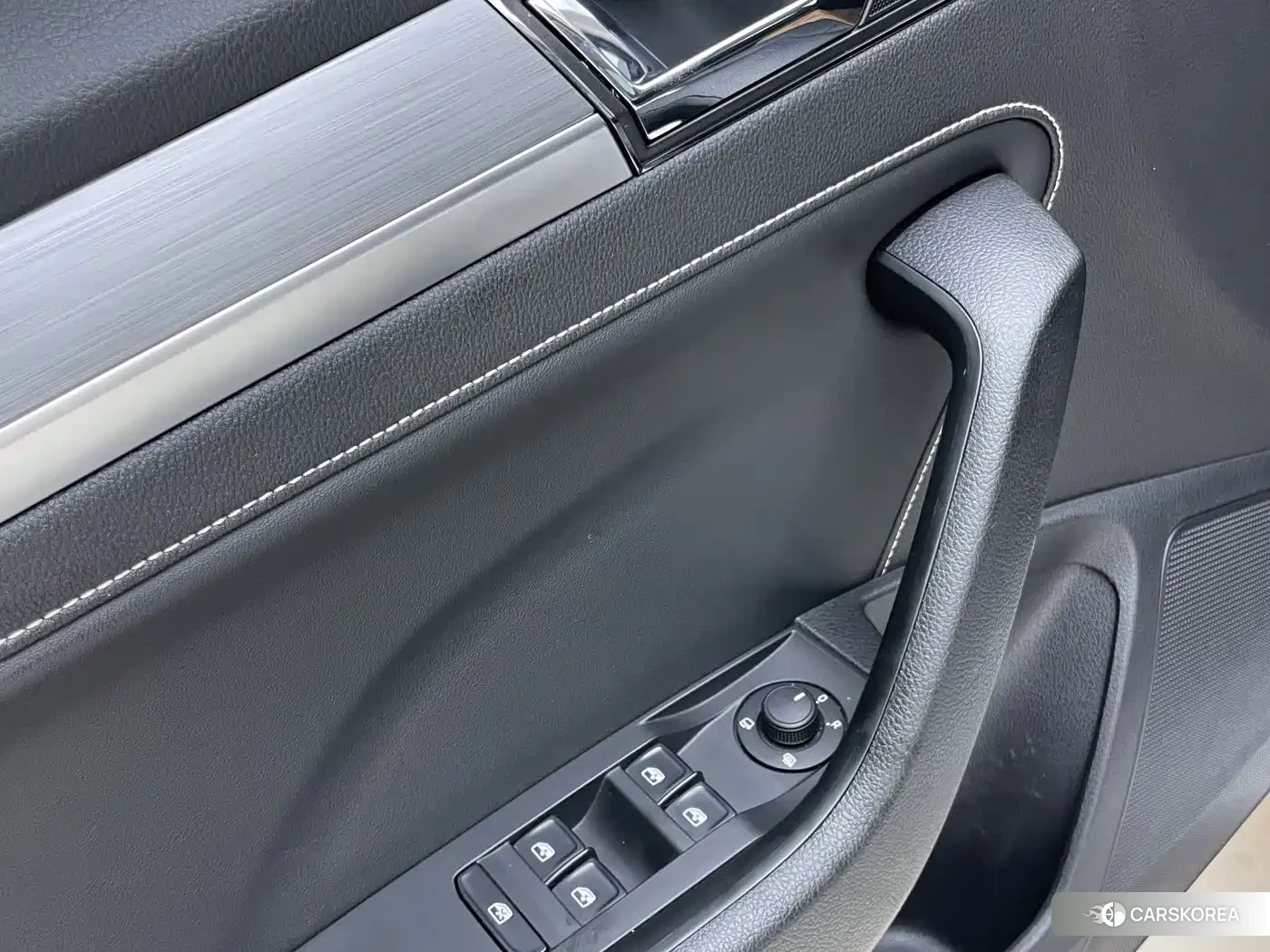 Skoda Superb id 4601761 из Китая 16