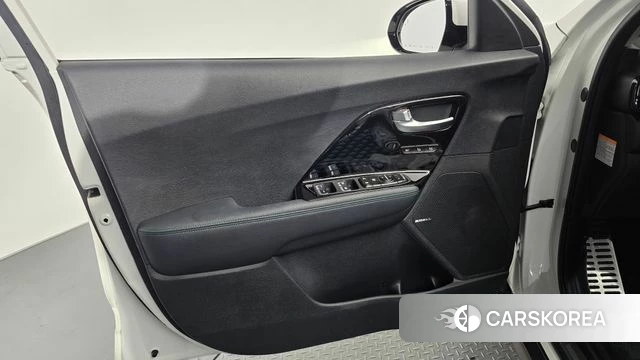 Kia Niro EV id 4501540 из Кореи 16