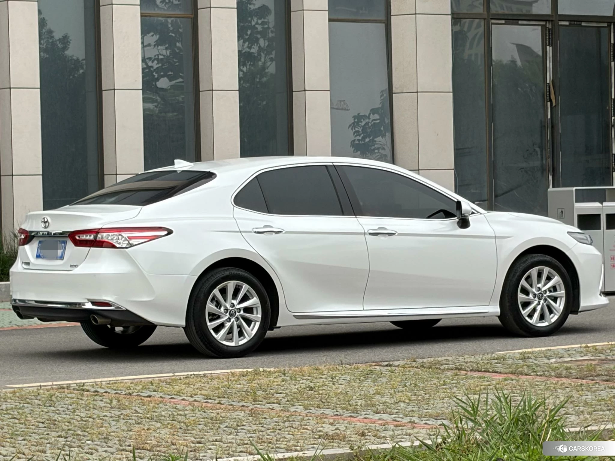 Toyota Camry id 4504949 из Китая 16