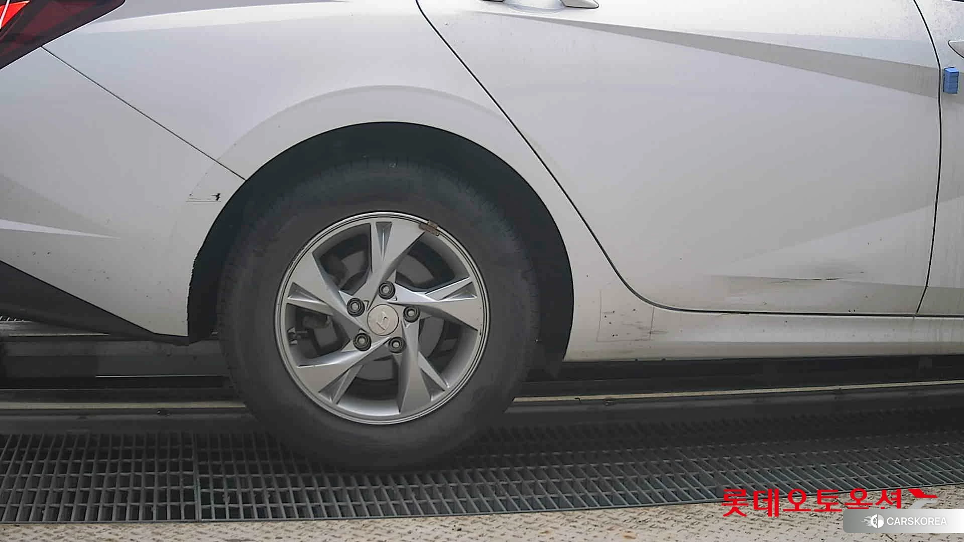 Hyundai Avante id 4902380 из Кореи 16