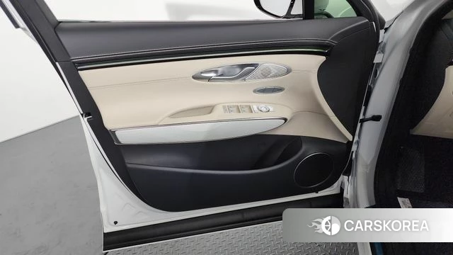 Genesis GV70 id 4583937 из Кореи 16