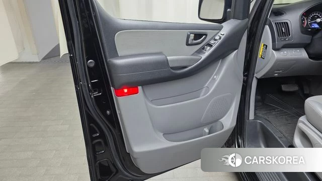 Hyundai The New Grand Starex id 4384026 из Кореи 16